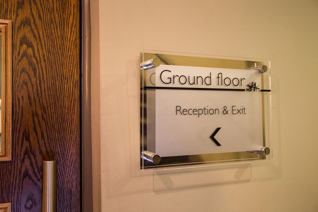 Mondo Hotel コートブリッジ エクステリア 写真