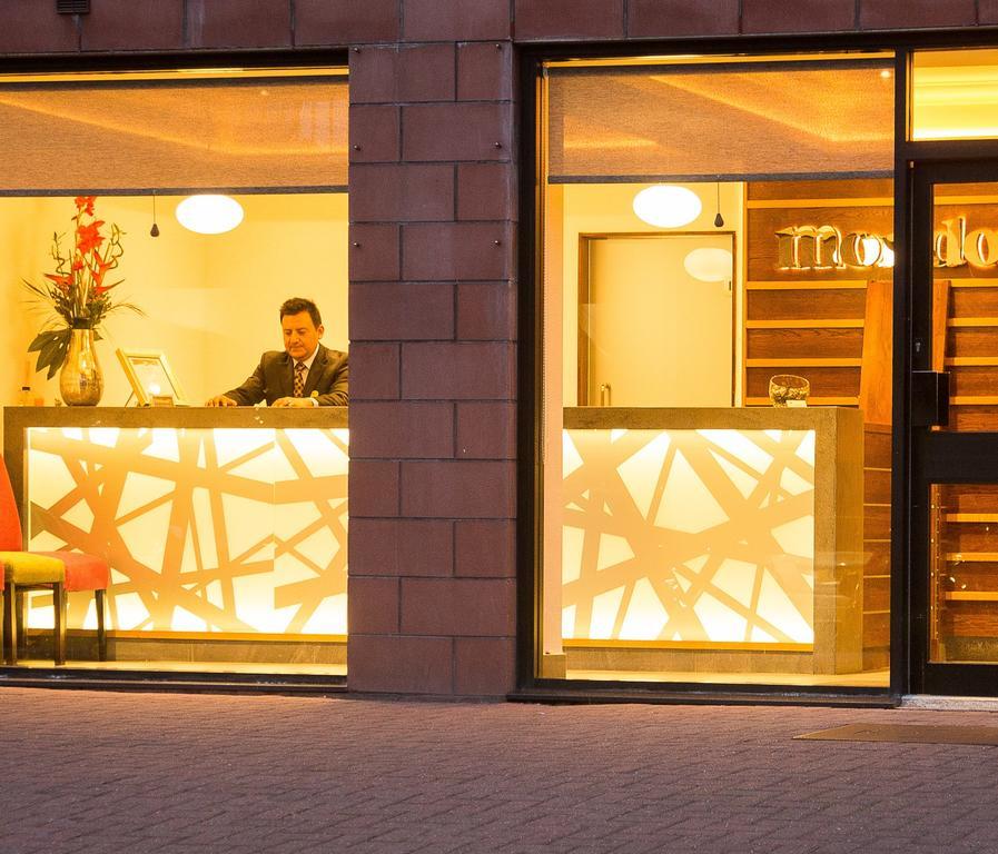 Mondo Hotel コートブリッジ エクステリア 写真