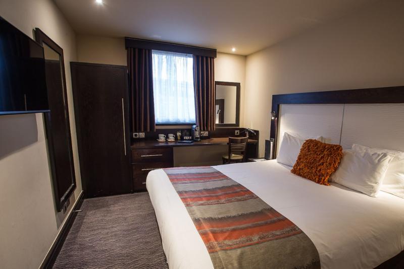 Mondo Hotel コートブリッジ エクステリア 写真