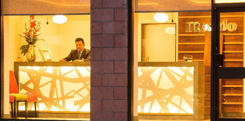 Mondo Hotel コートブリッジ エクステリア 写真
