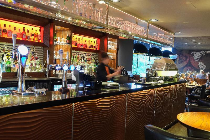 Mondo Hotel コートブリッジ エクステリア 写真